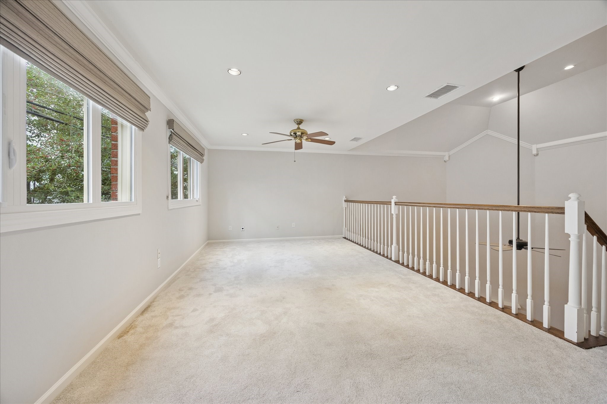 Houston Condo: 2113 Potomac Drive