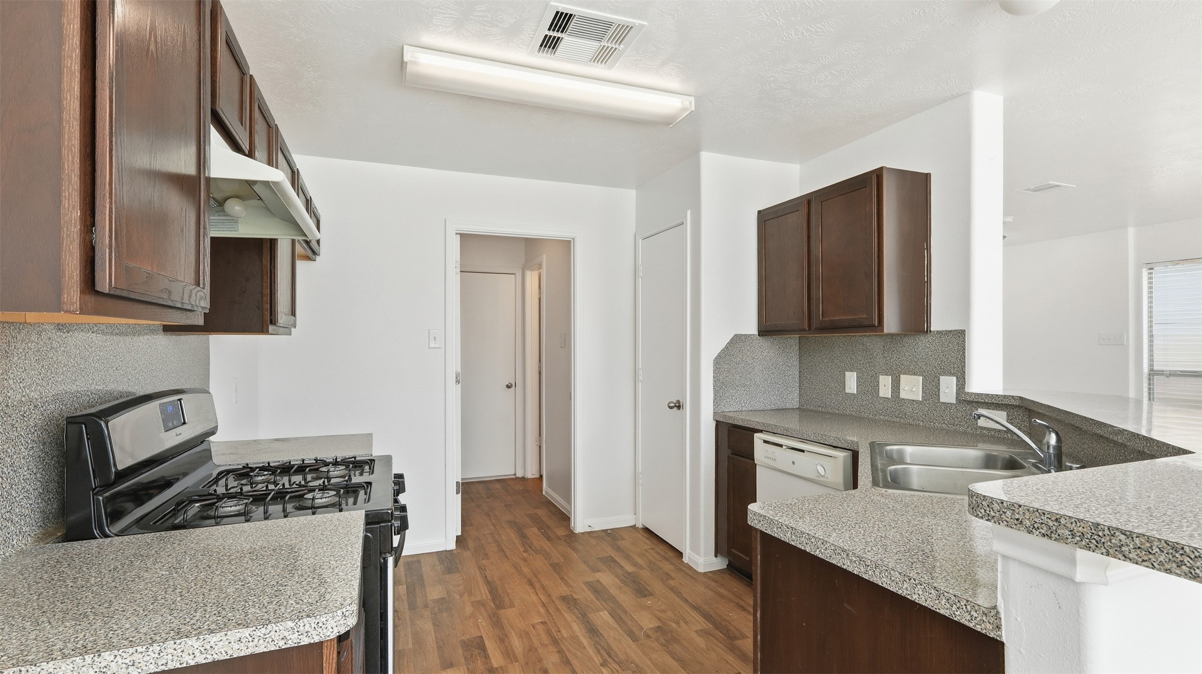 Houston Condo: 9307 Dewberry Blossom Lane