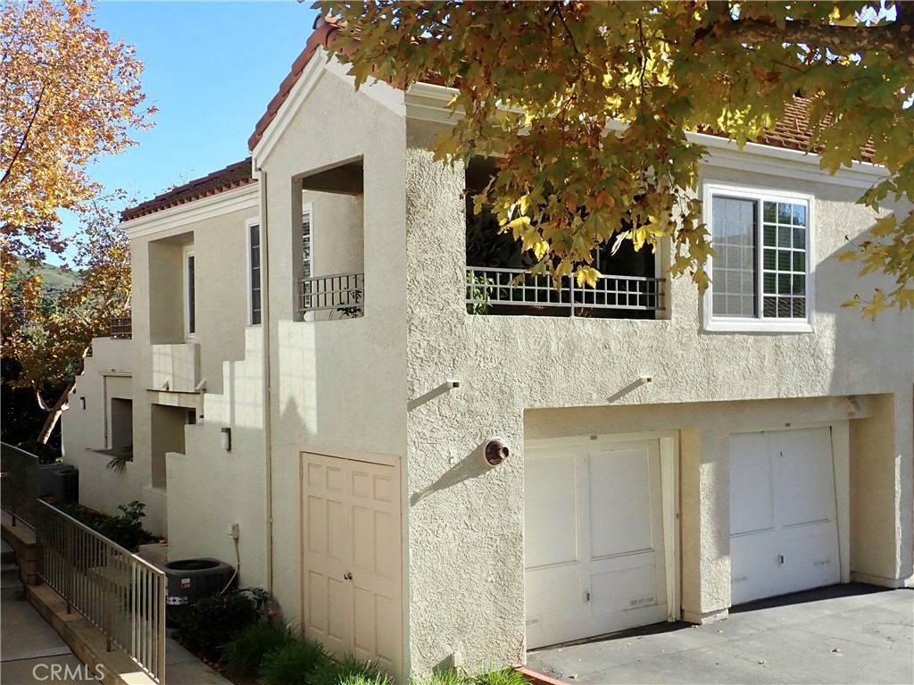Calabasas Condo: 4240 Lost Hills Road
