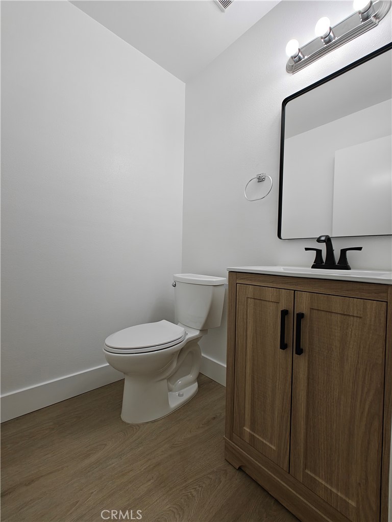 Irvine Condo: 4 Brookmont