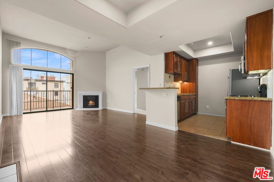 Los Angeles Condo: 10275 Missouri Avenue