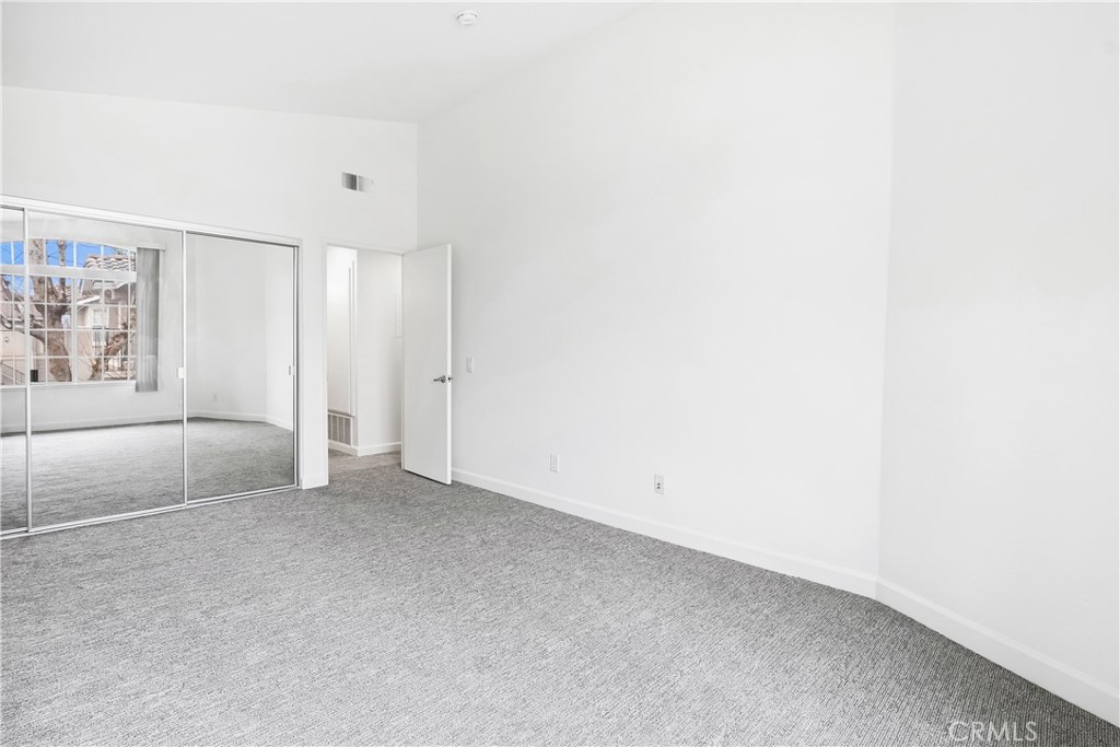 Rancho Santa Margarita Condo: 35 Violado