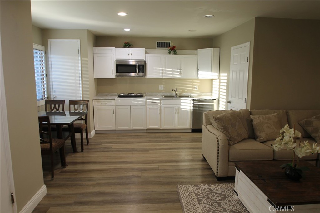 Northridge Condo: 19303 Citronia Street