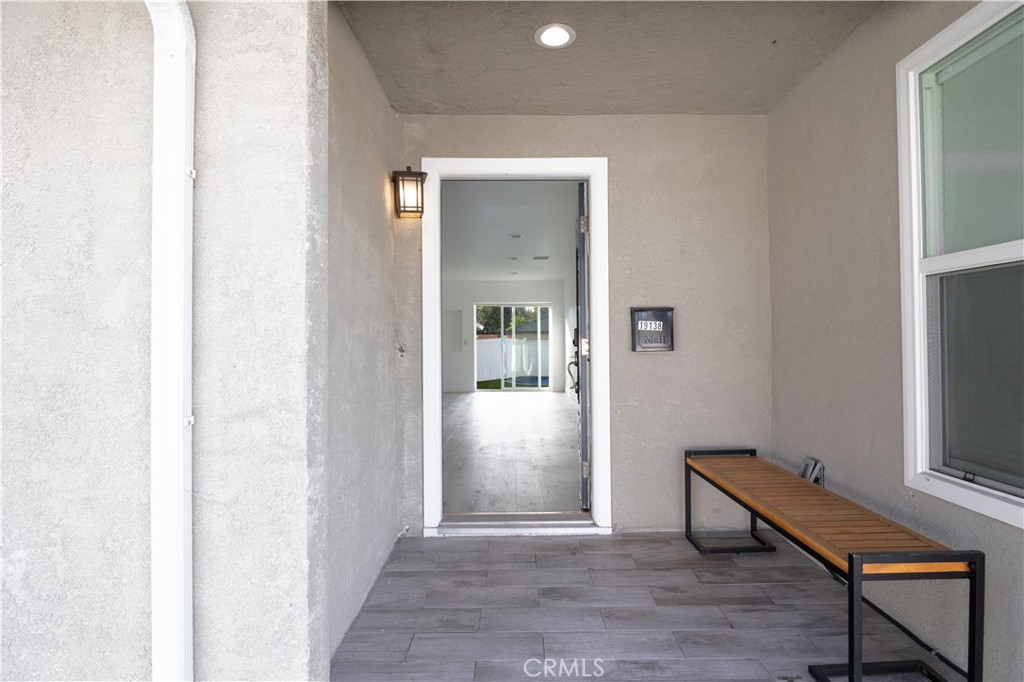Reseda Condo: 19138 Hartland Street
