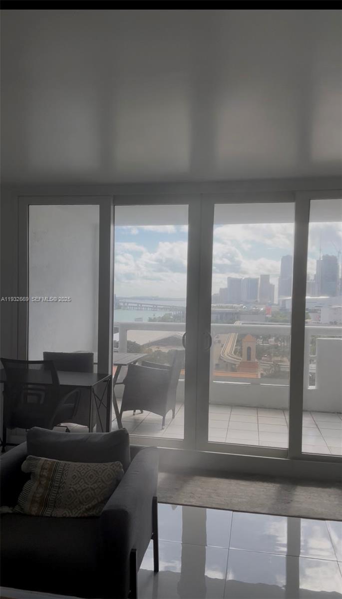 Miami Condo: 1717 North Bayshore Drive