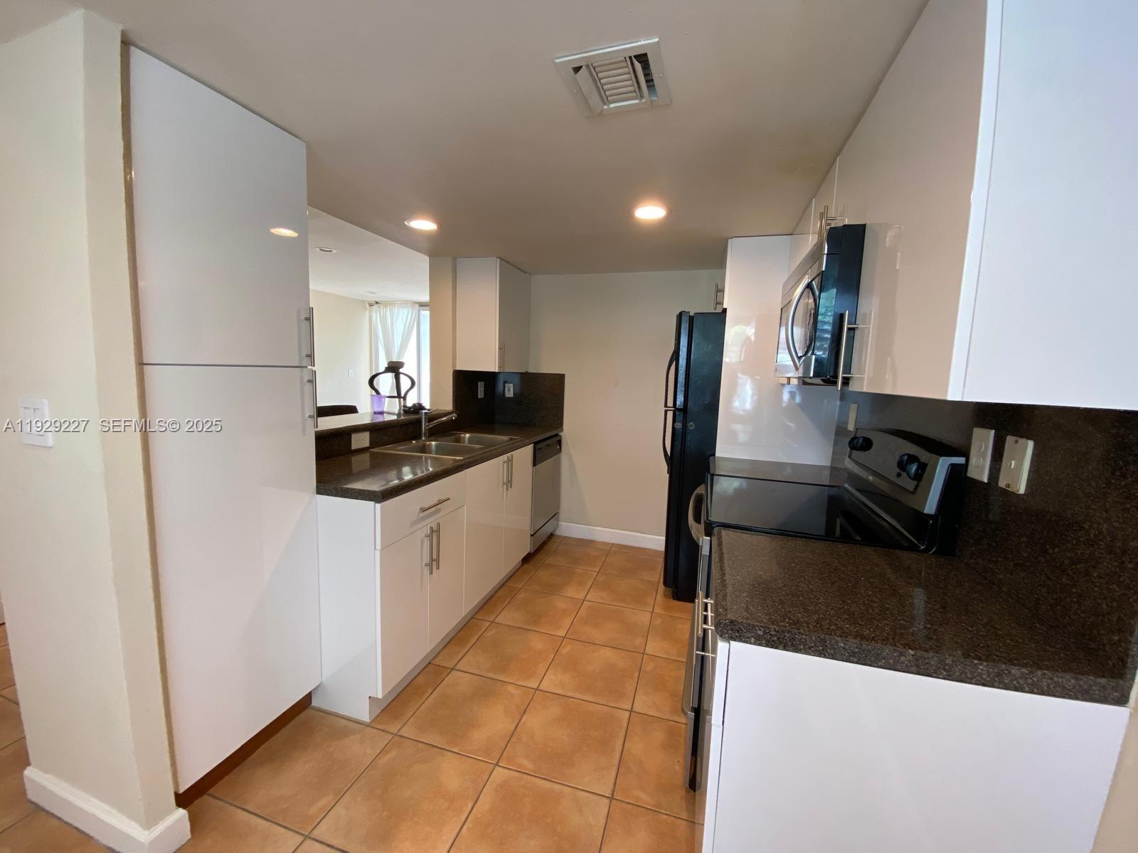 Doral Condo: 4635 Northwest 97th Place