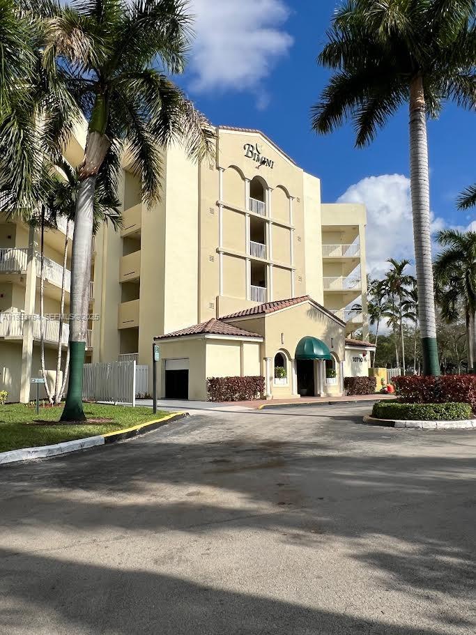 Doral Condo: 10710 Northwest 66th Street