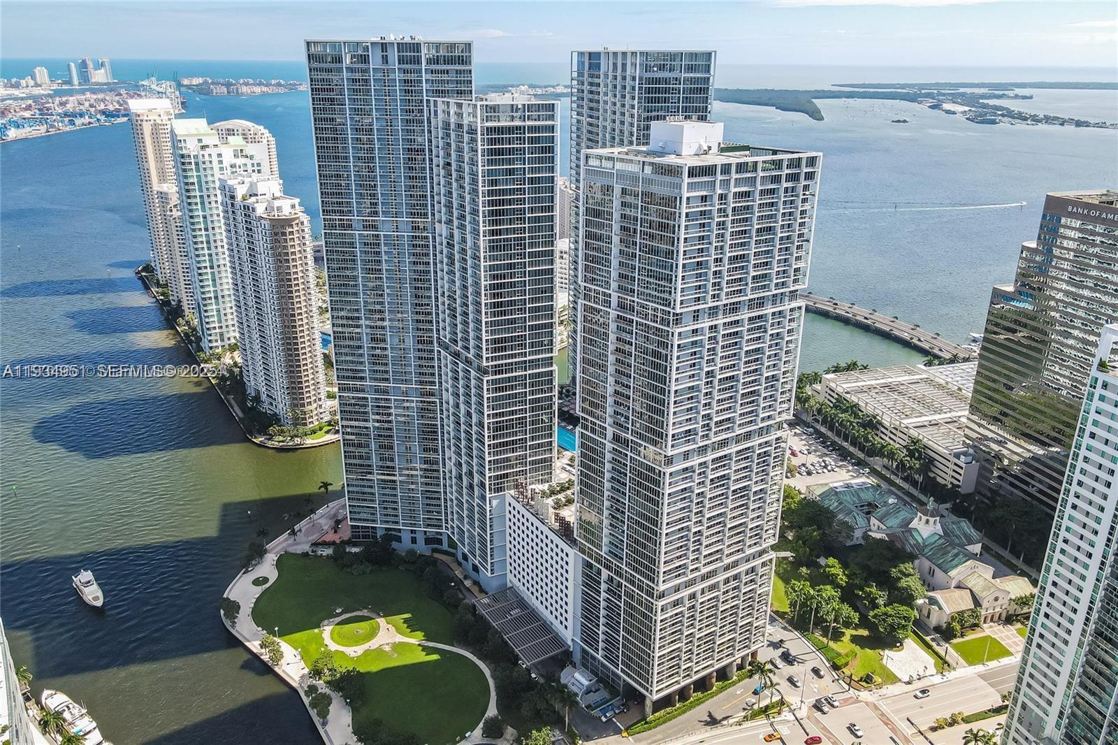 Miami Condo: 495 Brickell Avenue