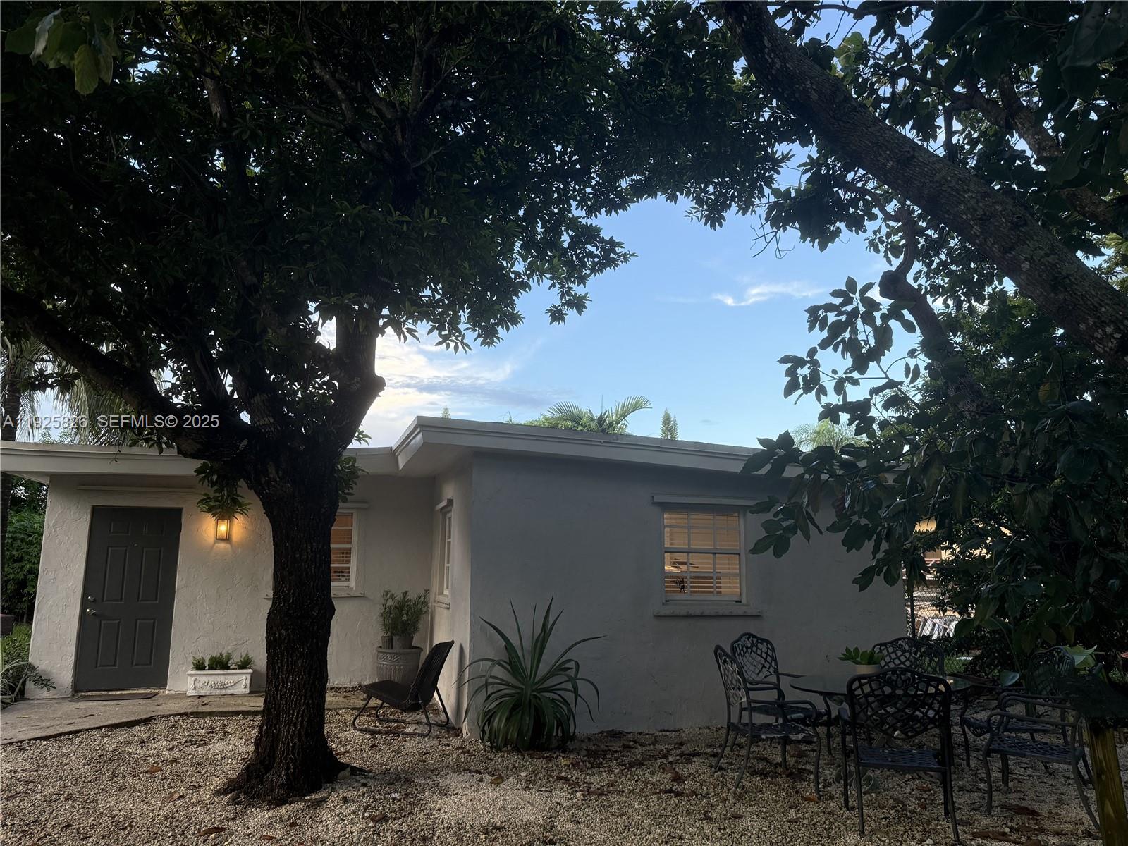 Miami Condo: 9855 Southwest 62nd Street