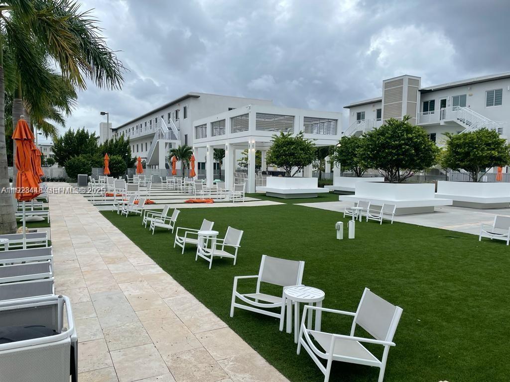 Doral Condo: 6453 Northwest 102nd Path