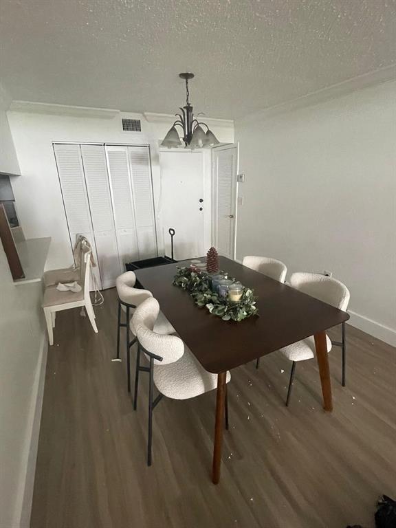 Miami Condo: 7040 Coral Way