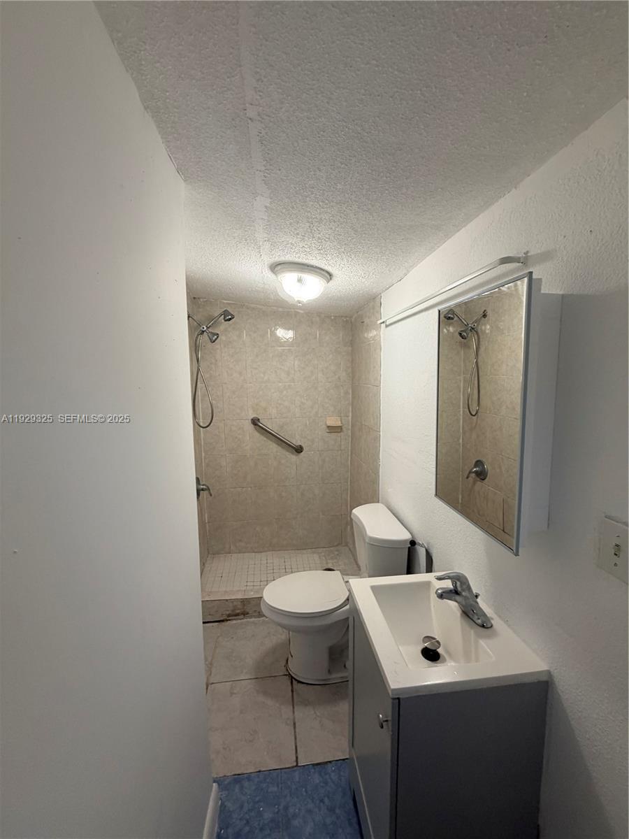 Miami Condo: 2980 Northwest 79th Street