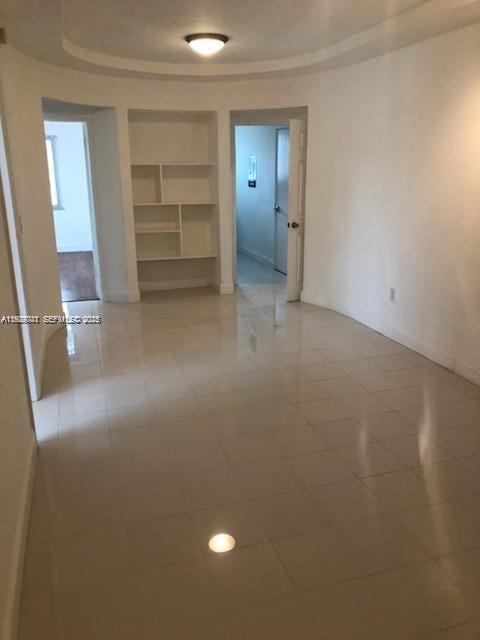 Miami Beach Condo: 6941 Bay Drive