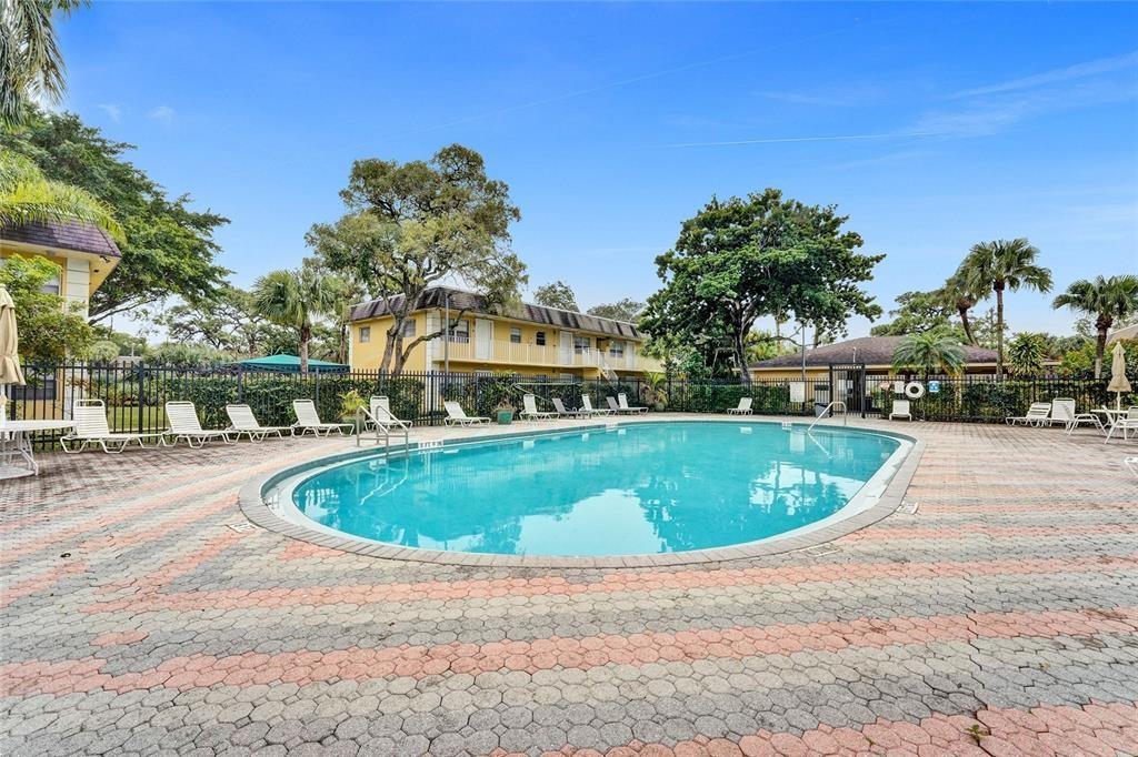 Oakland Park Condo: 5186 Northeast 6th Avenue