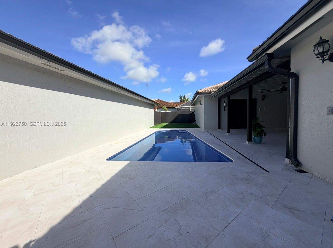 Miami Condo: 11361 Southwest 145th Avenue