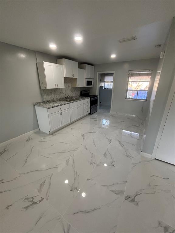 Oakland Park Condo: 268 Northeast 41st Street