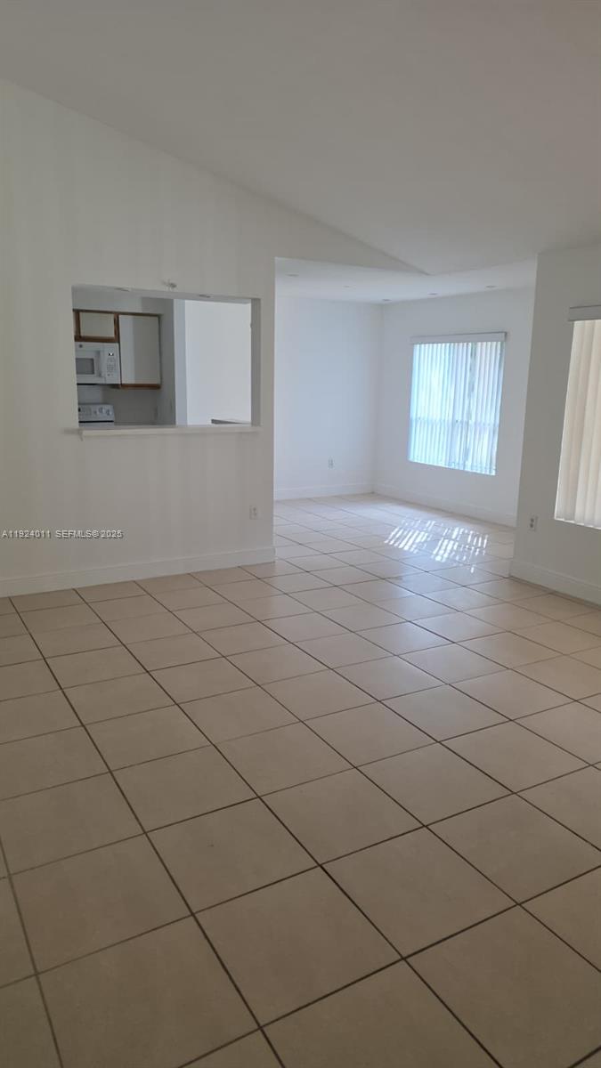 Oakland Park Condo: 2300 Northwest 33rd Street