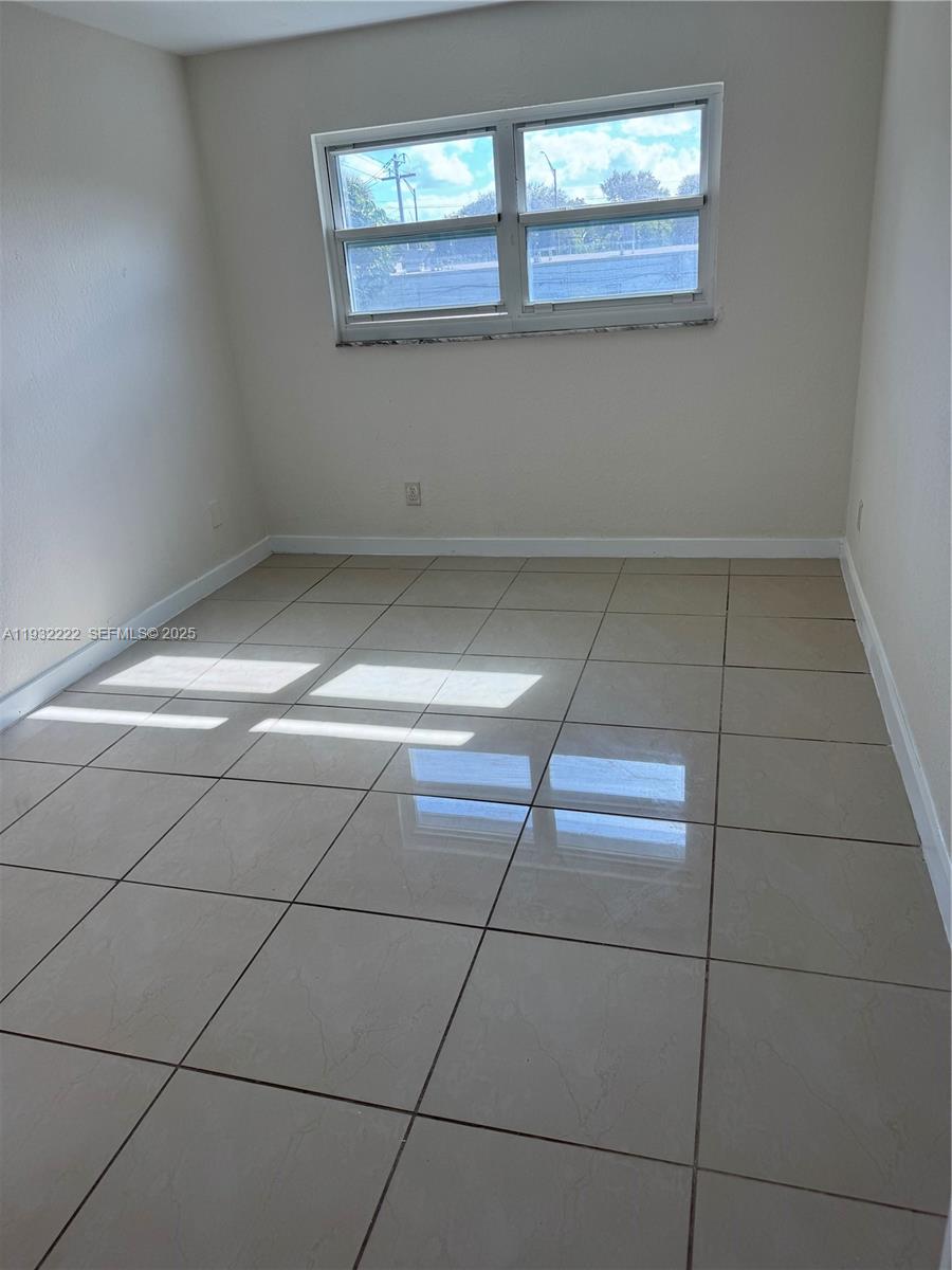 Dania Beach Condo: 4717 Southwest 33rd Avenue