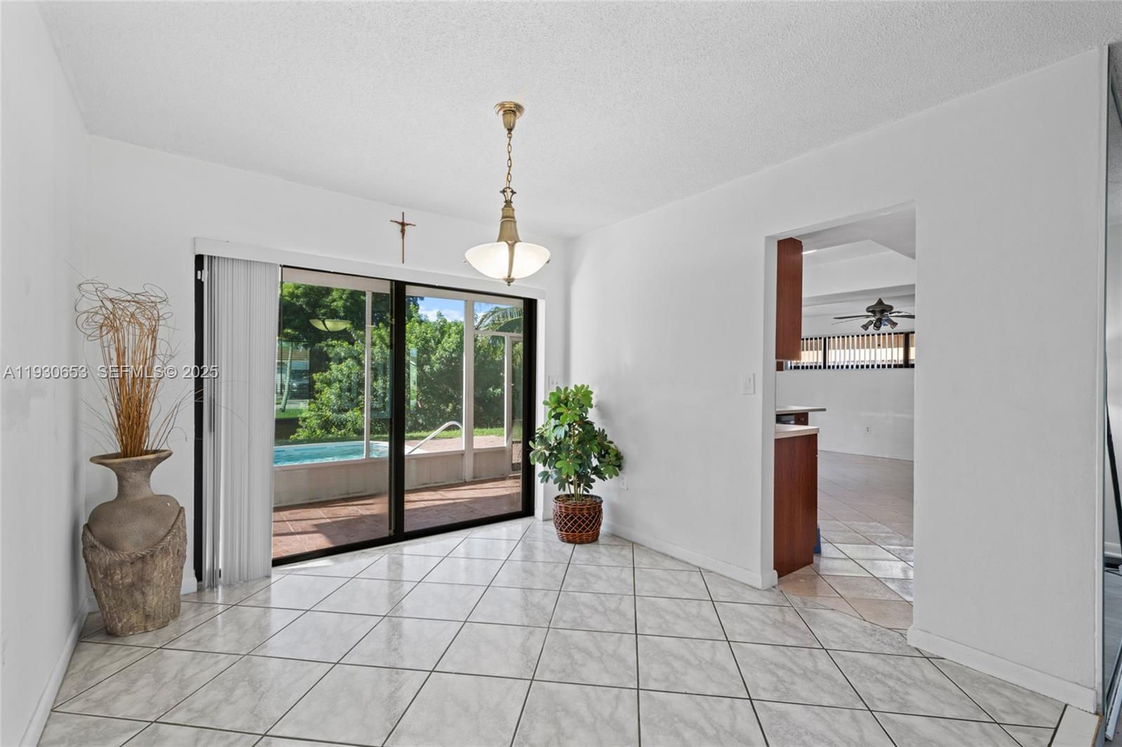 Sunrise Condo: 7070 Northwest 21st Street