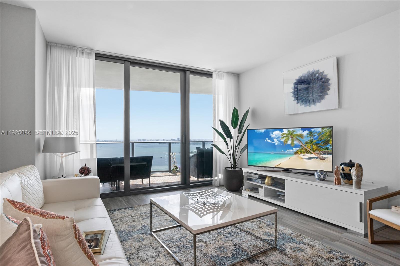 Miami Condo: 460 Northeast 28th Street