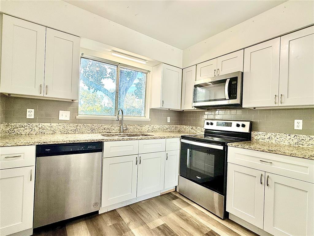 Orlando Condo: 4153 South Semoran Boulevard