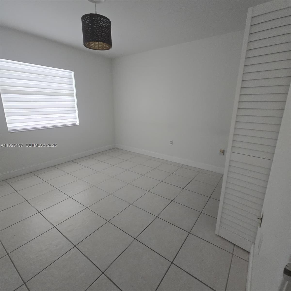 Hialeah Condo: 5216 West 24th Way