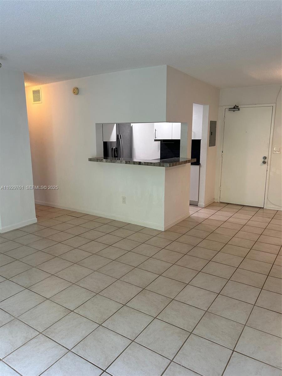 Miami Condo: 2201 Brickell Avenue