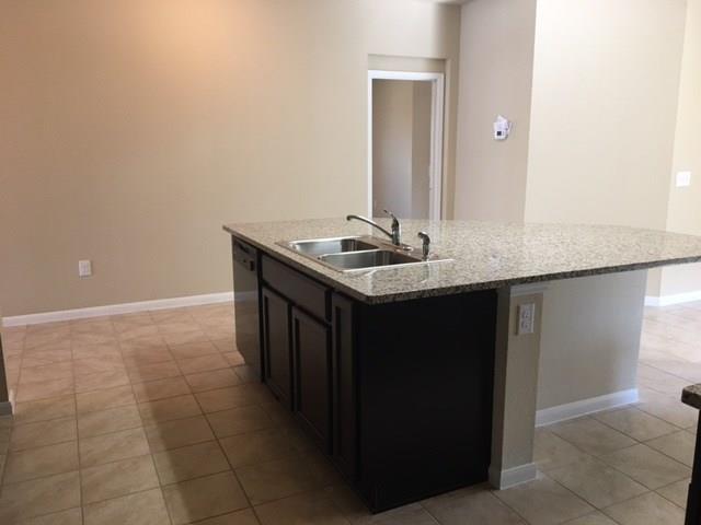 Leander Condo: 620 Kaluga Trail