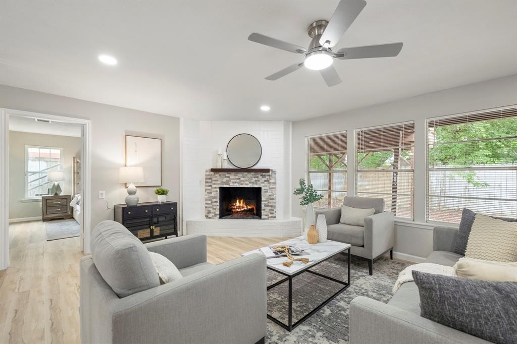 Sugar Land Condo: 1819 Redwood Court