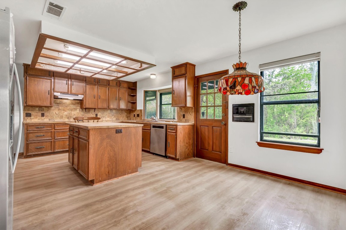 Hutto Condo: 1201 County Road 138