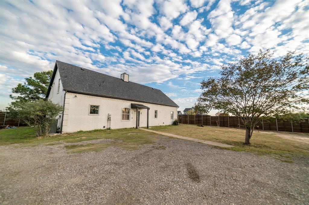 Little Elm Condo: 954 Lloyd's Road