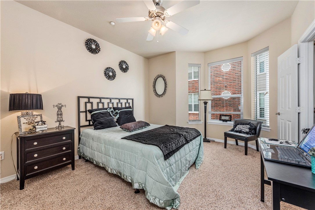 College Station Condo: 1198 Jones-Butler Road