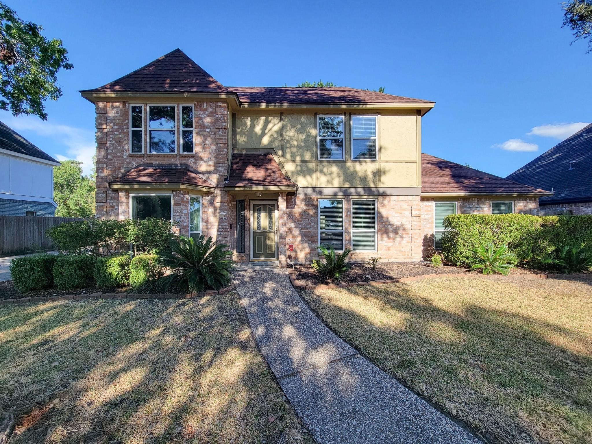 Houston Condo: 17326 Ponderosa Pines Drive