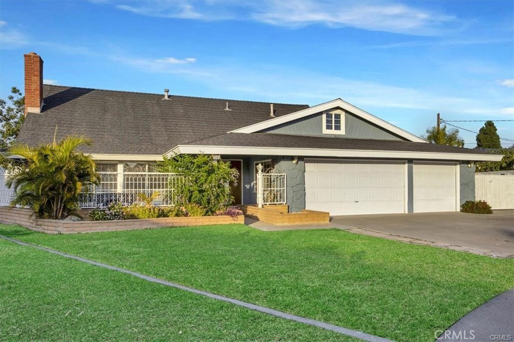 Anaheim Condo: 604 South Vicki Lane