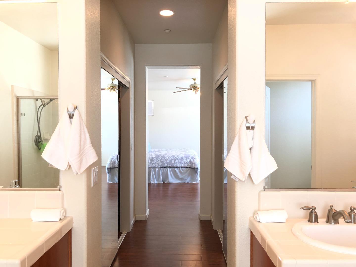 Brentwood Condo: 1868 White Sands Street