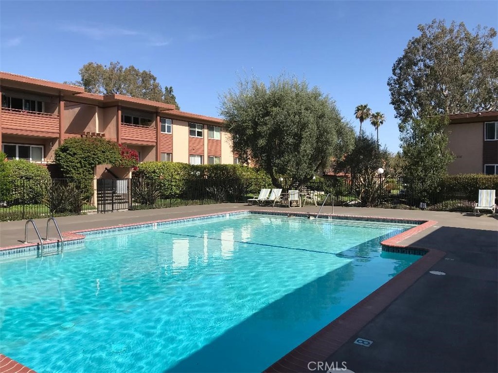 Rancho Palos Verdes Condo: 5945 Armaga Spring Road