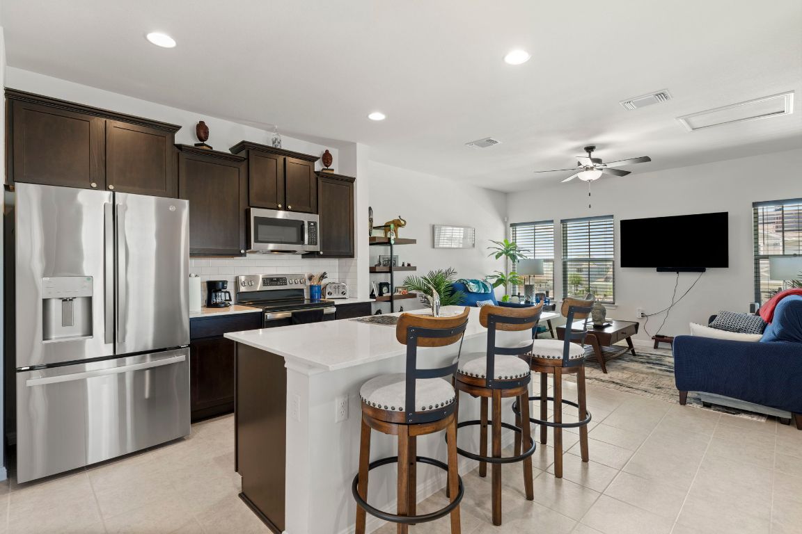 Manor Condo: 16722 Sonoma Breeze Drive