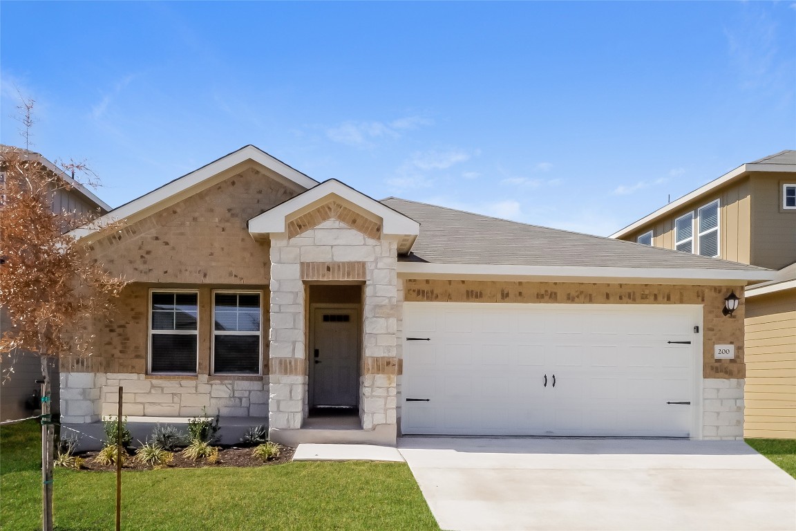 Hutto Condo: 200 Babblebrook Way