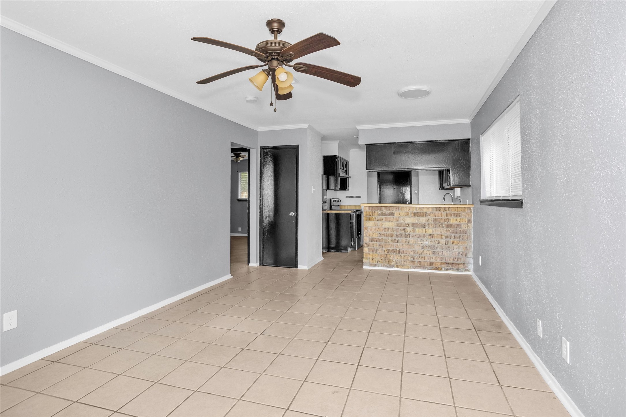 Tomball Condo: 1035 Lovett Street