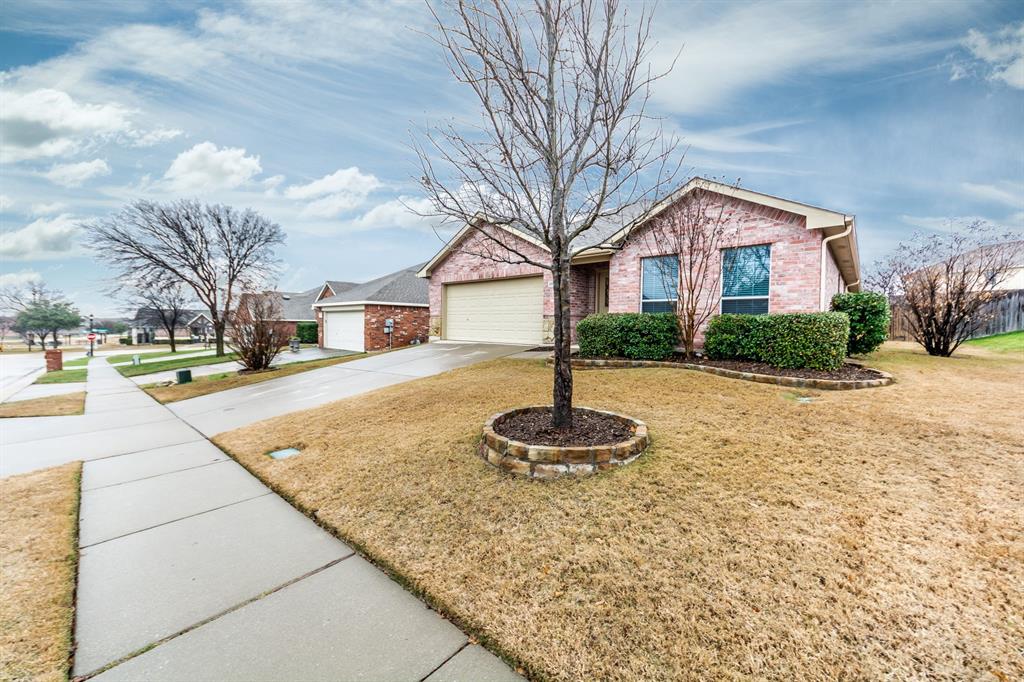 Celina Condo: 2806 Quarter Horse Lane