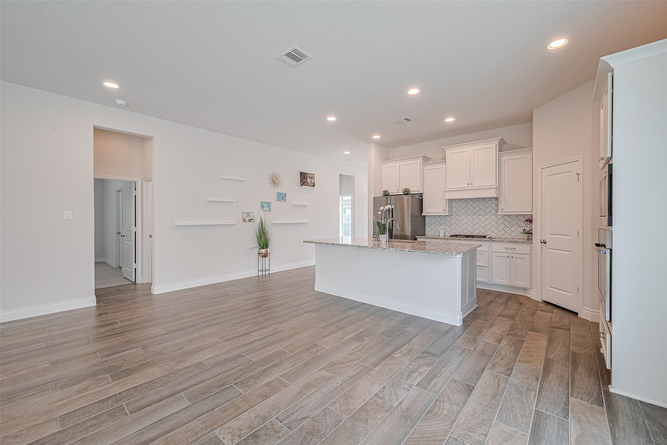 Katy Condo: 6906 Montclair Colony Trail