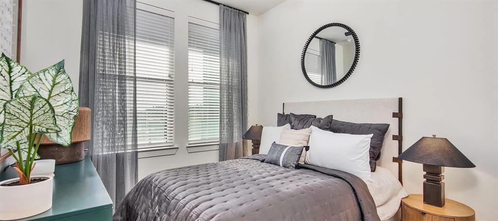 Dallas Condo: 2929 Oak Lawn Avenue