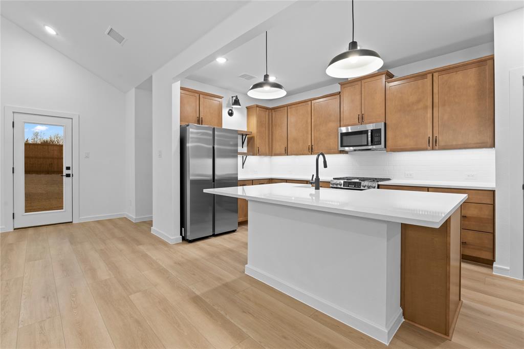 Howe Condo: 1304 Elliott Road