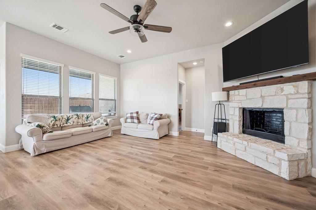 Sanger Condo: 4200 Kristoff Lane