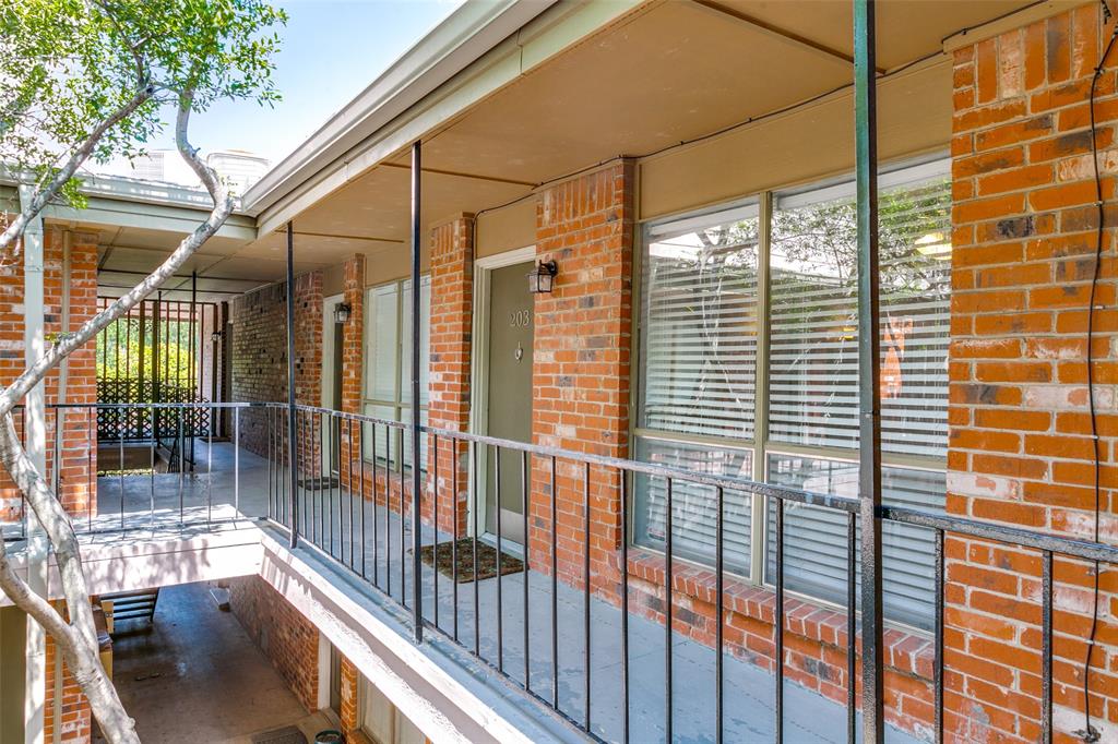 Dallas Condo: 4525 Gilbert Avenue