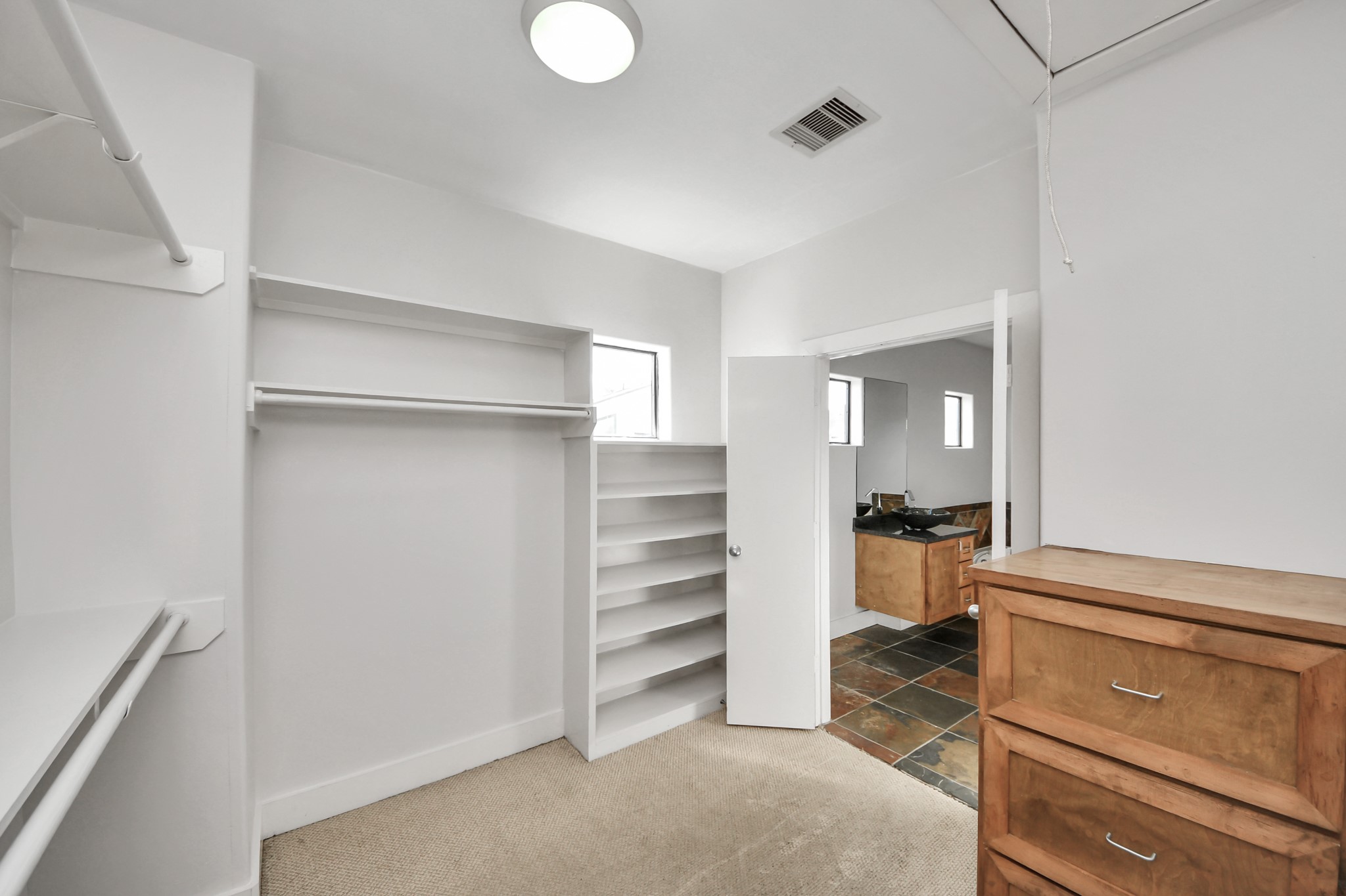 Houston Condo: 2911 Chartres Street