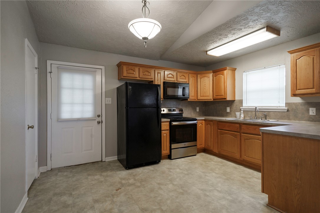 College Station Condo: 200 Richards Street