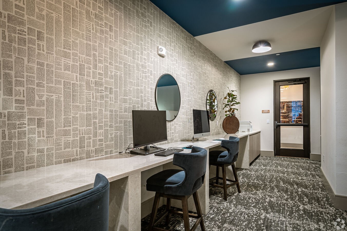 Katy Condo: 24002 Colonial Parkway