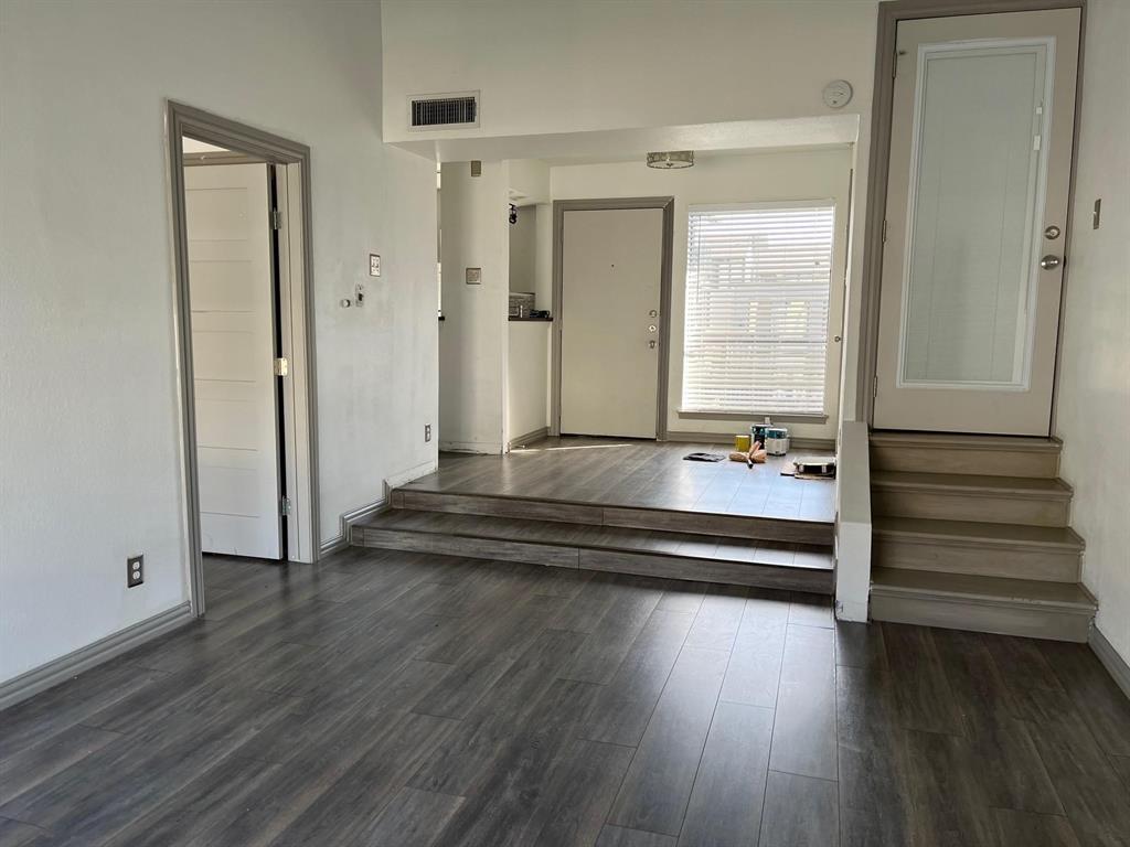 Dallas Condo: 2800 Douglas Avenue