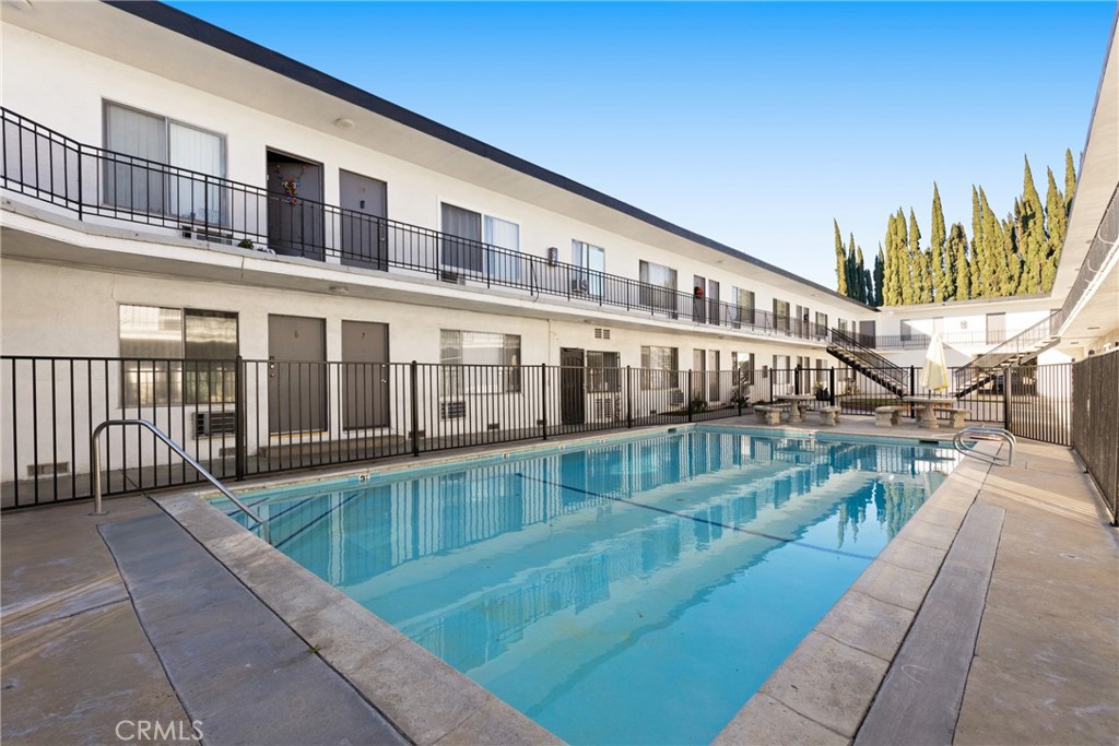 Winnetka Condo: 20445 Saticoy Street